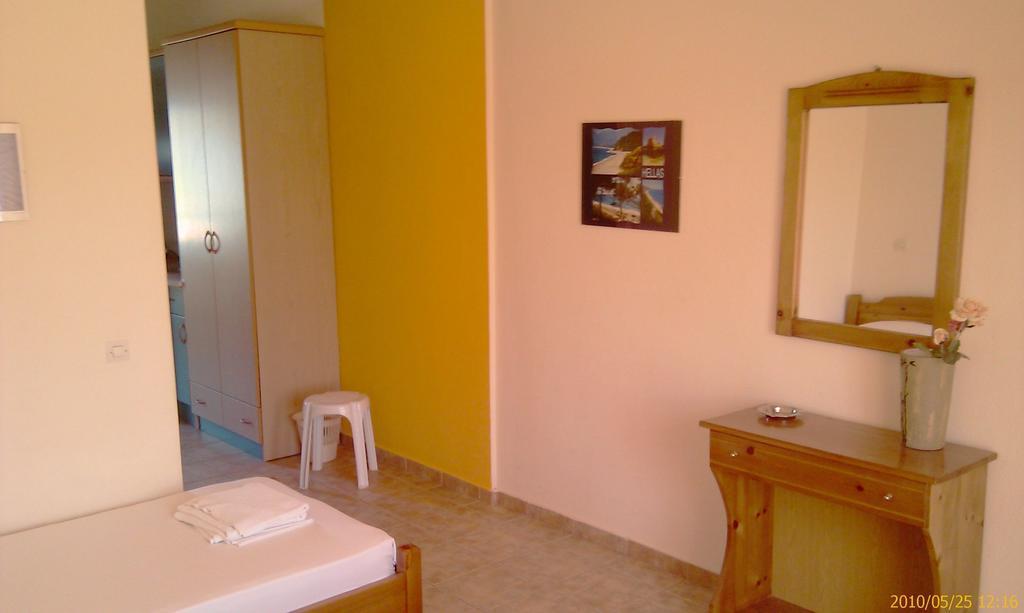 Hotel Giorgio Kallithea  客房 照片